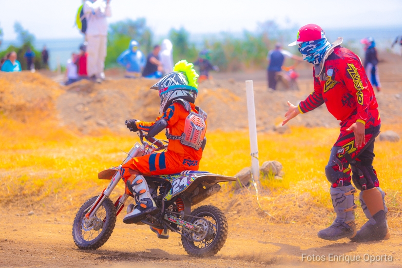 MOTO1